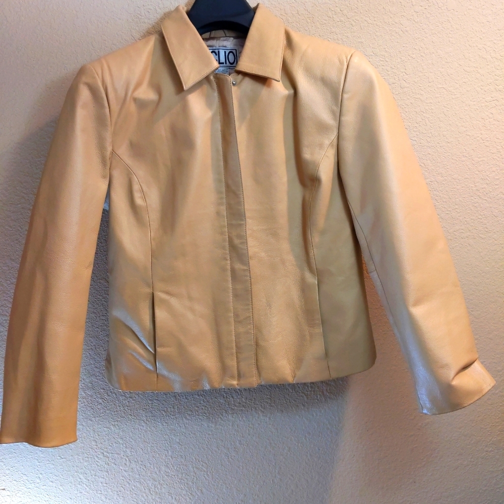 Cream leather jacket, some wear seen in pics